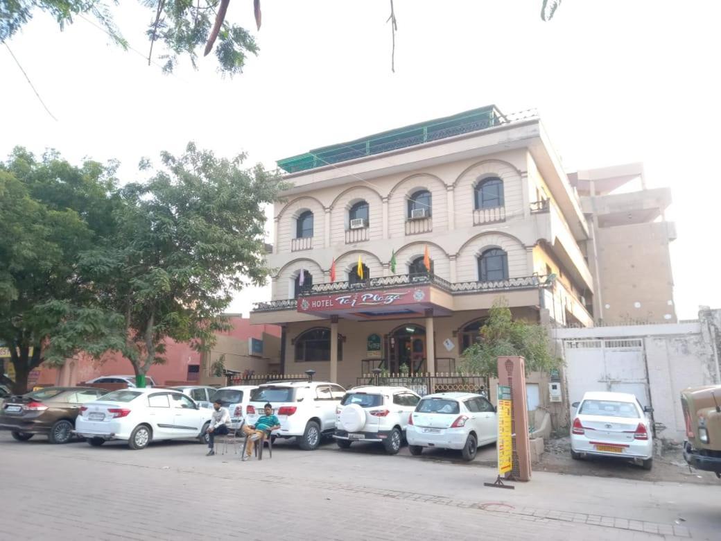 Hotel Taj Plaza, Vip Road, Agra Agra  Extérieur photo