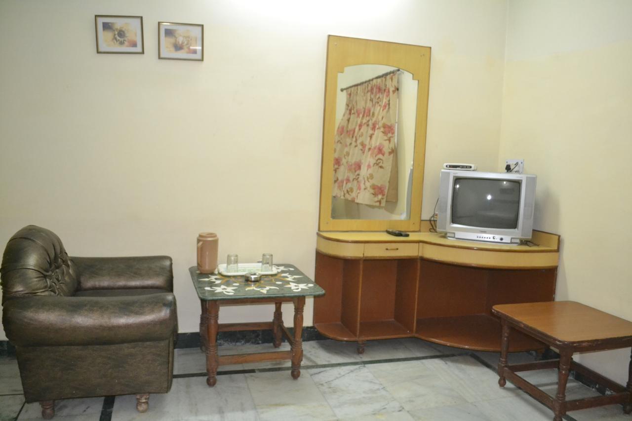 Hotel Taj Plaza, Vip Road, Agra Agra  Extérieur photo