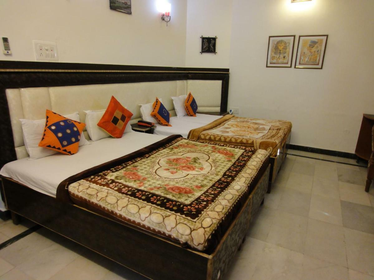 Hotel Taj Plaza, Vip Road, Agra Agra  Extérieur photo